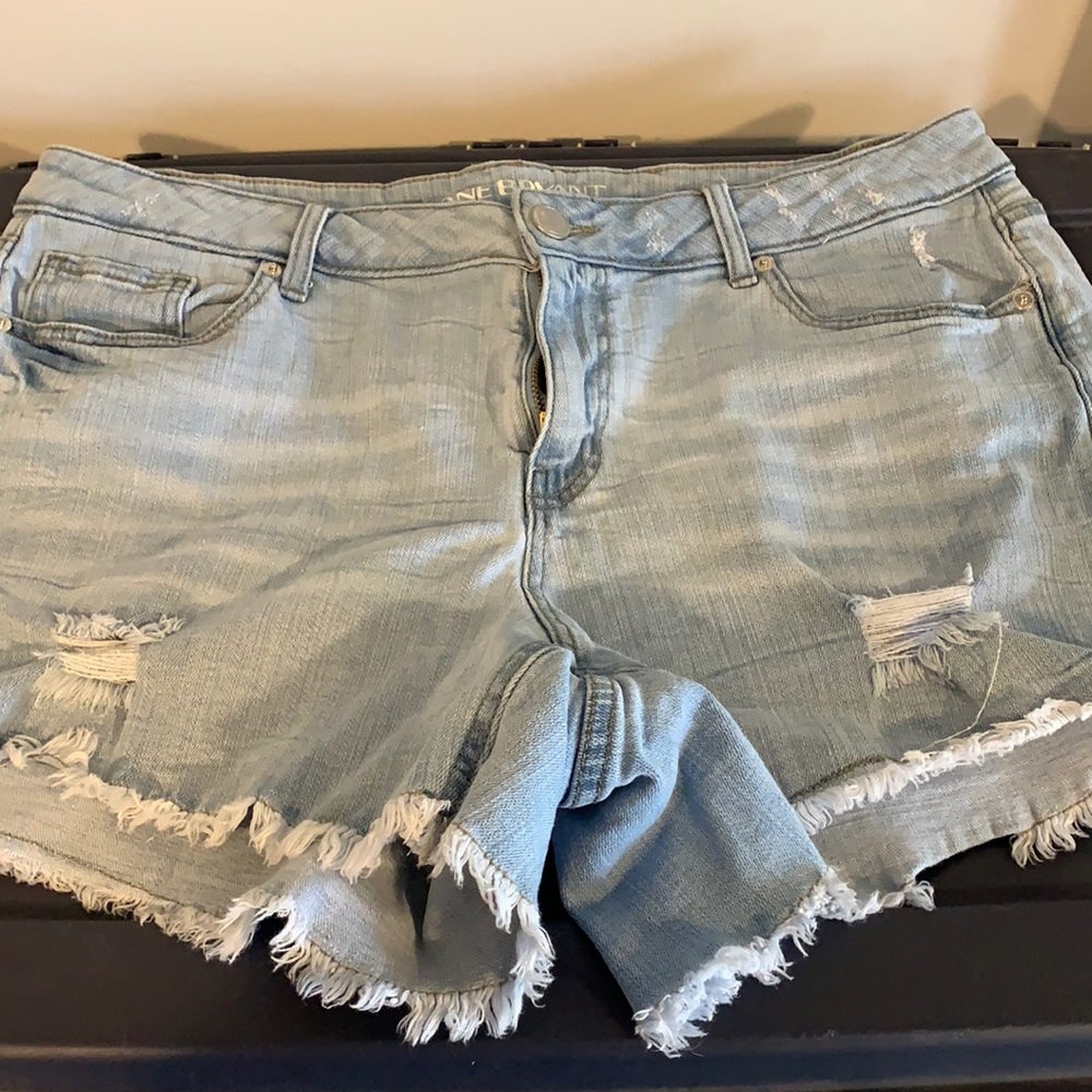 Girlfriend shorts